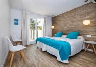Apartamentos Playa Canutells - Mahón - 7