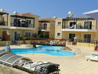 Charming 2 Bed. Ap. with swimming pool - Kato Paphos - 4