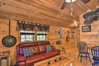 Parsons Semper Fi Cabin with Fire Pit! - Parsons - 5