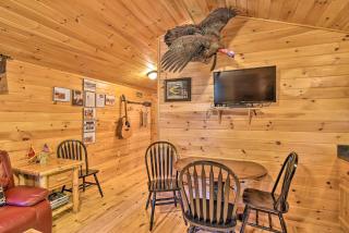 Parsons Semper Fi Cabin with Fire Pit! - Parsons - 2