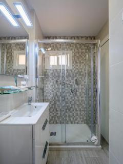 Honeymoon Apartments - 6