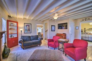 Grand Fredericksburg Retreat - Walk to Main St! - Fredericksburg - 6