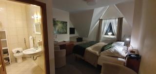 KARCZMA MYŚLIWSKA - 9