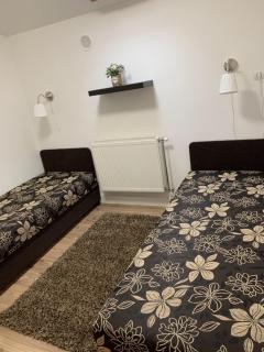 Várlak Apartman - Dinnyés - 6