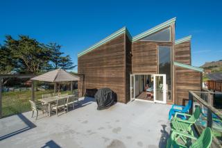 Knot-a-Care! Hot Tub!! Walk to Beach!! BBQ! Fast WiFi!! - Dillon Beach - 5