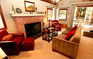 Little Red House! Redwoods! Hot Tub! BBQ! Fast WiFi!! Multiple Decks!! Near Golf Course!! Dog Friendly! - Guerneville - 1