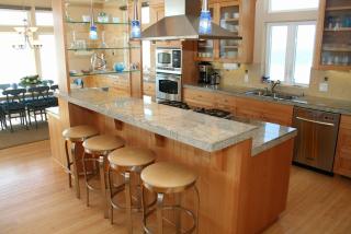 Sea Glass! AMAZING VIEWS!!!! On the Bluff! Walk to Beach! Hot Tub!! BBQ! Fast WiFi! A Dillon Beach Jewel!!! - Dillon Beach - 1