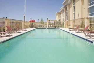 La Quinta by Wyndham Dallas I-35 Walnut Hill Ln - Dallas - 6