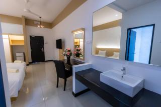 Scott Service Suites - 1