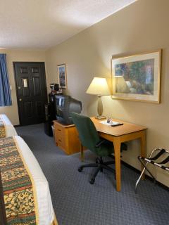 Thunderbird Lodge, Norman, OK - Norman - 3