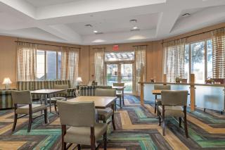 La Quinta by Wyndham Ft. Lauderdale Airport - 7