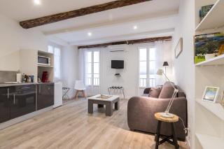 Cosy Studio in the Old Town - St François Square - 4