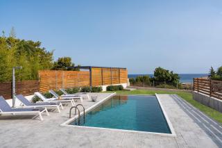 Luxury NissoVilla with Private Pool & Sea Views - Kolimbia - 2