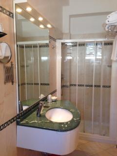 Astor Hotel - 1