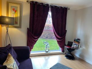 HLA - KING COURT APARTMENT 2 - Motherwell - 5