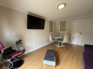 HLA - KING COURT APARTMENT 2 - Motherwell - 4