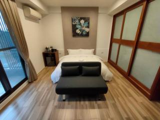 February Flower B&B - 6