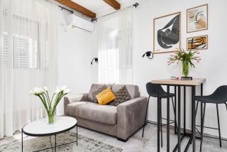 Old Town Casa Dameo Apartments - 2