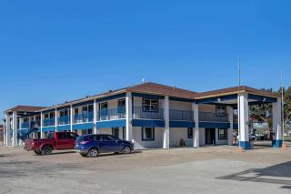 Rodeway Inn - 5