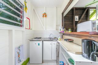 Bungalow charmant à Rivière-Salée avec terrasse privée - 5