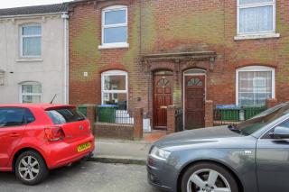 Blackberry - Stylish Self-Contained Flats in Soton City Centre - 3