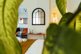 Stunning views - Top Location - Netflix + Balcony - Bucarest - 8