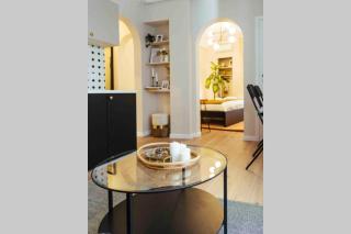 Stunning views - Top Location - Netflix + Balcony - Bucarest - 7