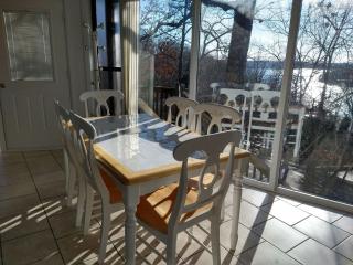 UNIT 17 - TREETOP 2 BEDROOM VILLA - 1