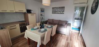 Apartments Lonza - Mlini - 9