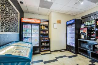 Candlewood Suites Virginia Beach Town Center by IHG - Virginia Beach - 3