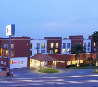 Fiesta Inn Leon - León - 9
