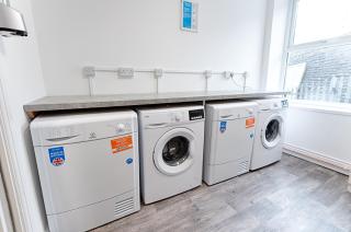 Copper House Contractor Accommodation with Free Parking - 6