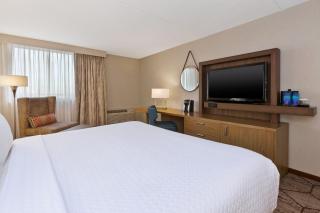 Crowne Plaza Columbus North - Worthington by IHG - Columbus - 2