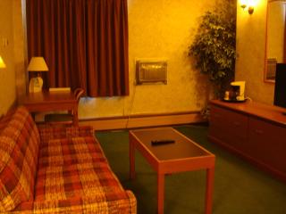 Blue Bird Hotel - 4
