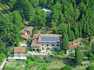 Belvilla by Oyo flat in farmhouse with pool - Pian di Scò - 9