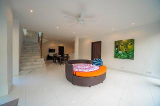 Villa Pearl Seminyak - 2