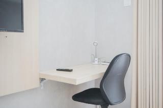 Gaudy Studio at Baileys Apartment by Travelio - Pondokcabe Hilir - 6