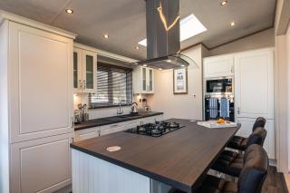 Sutton Lodge with Hot Tub - 3