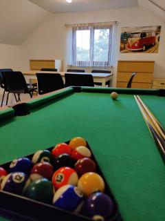 Holiday Home in Quiet Beautiful Area With Two Separate, Modern, Furnished Apartments - Deutsch-Wagram - 5