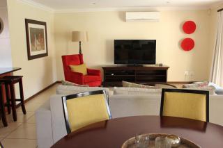 Topaz Cove Luxury Villas - Edenvale - 5