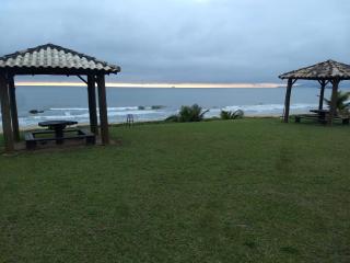 Flamboyant Hotel - 3