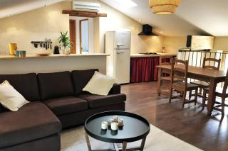 COEUR de GOUDARGUES! 3 ch, 3 SDB, Extérieur, CLIM - 2