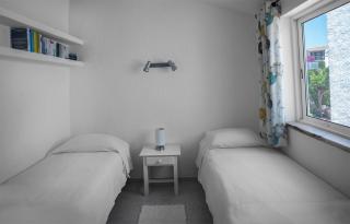 Stylish two bedroom apartment with garden vieuw - 2