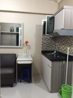 Apartemen Harian Green Pramuka City Jakarta Pusat 2 Bedroom By Vika - Giacarta - 3