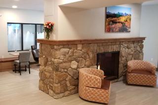 Microtel Inn & Suites by Wyndham Georgetown Lake - Georgetown - 0