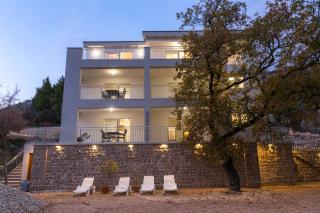 Apartmani Villa Paulo - Starigrad-Paklenica - 1