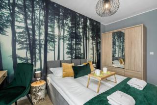 Premium Apartments Poznań Airport by Noclegi Renters - 1