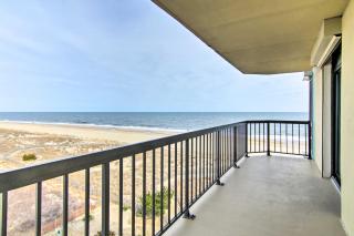 Beachfront Ocean City Condo with 2 Balconies and Views - Ocean City - 9