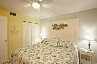 Sunglow Resort Condo Unit 905 - Daytona Beach Shores - 1