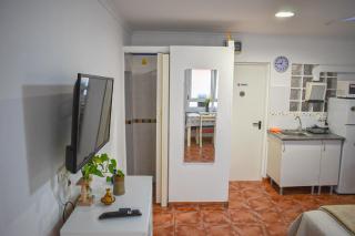 Beachback Studio Airport - 5